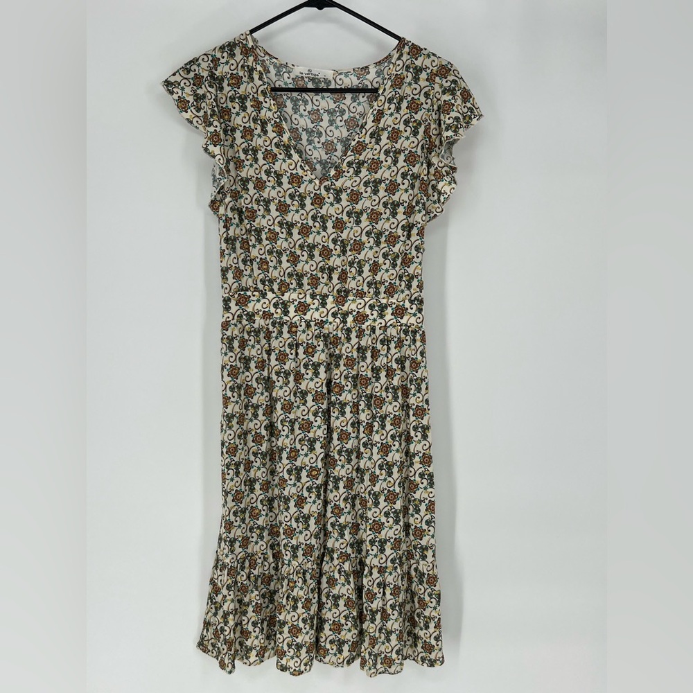 LE VERTIGE  DRESS‎ W/FLUTTER SLEEVE VNECK PINWHEEL & GOLD SPARKLE EMBELLISHMENTS